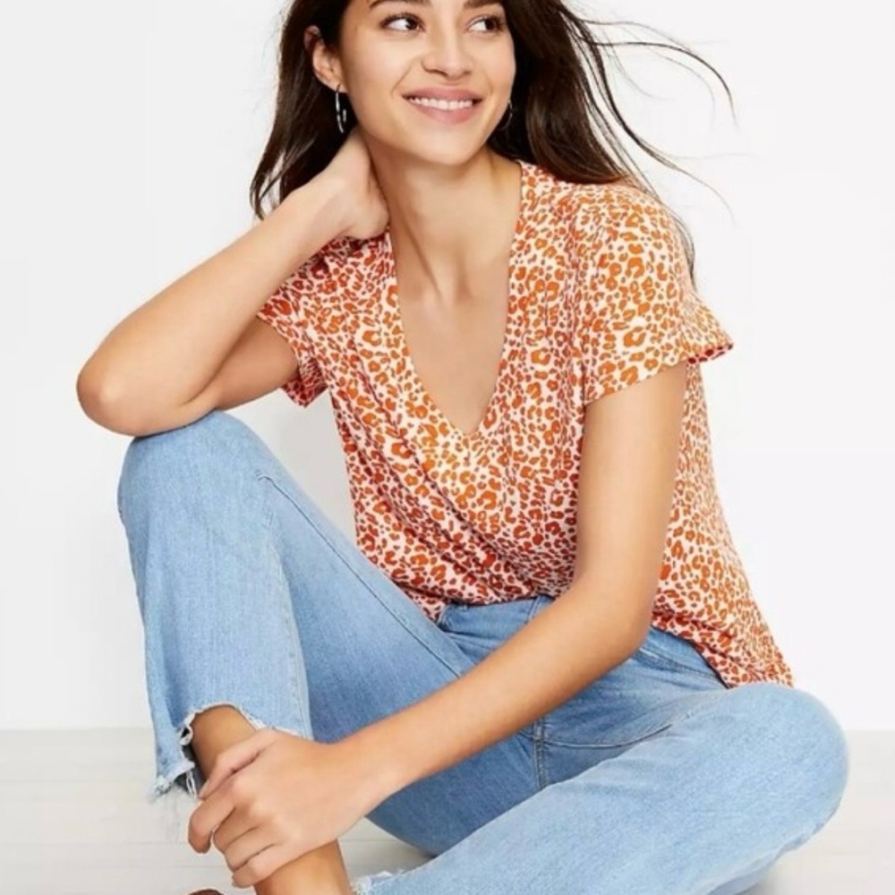 LOFT Vintage Soft Leopard Print Orange and White 100% Cotton V-Neck Tee - Picture 3 of 8